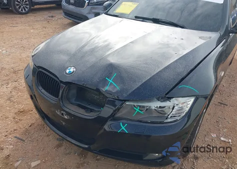 2011 BMW 328I xDrive z USA, uszkodzony, nr VIN WBAPK5G56BNN80364